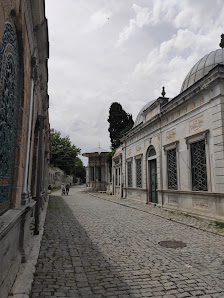 Hüsrev Paşa Kütüphanesi Tümü görseli