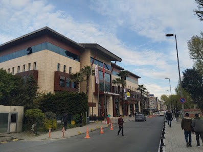 Fatih Belediyesi Fatih Merkez Kütüphanesi En son görseli