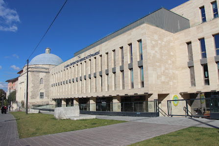 İstanbul Üniversitesi Merkez Kütüphanesi Sahibinin seçtikleri görseli