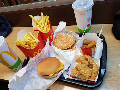 McDonald's Aksaray Yeme-içme görseli