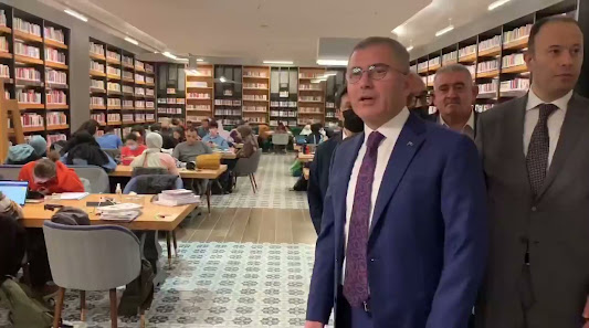Prof. Dr. Haluk Dursun Kütüphanesi Sahibinin seçtikleri görseli