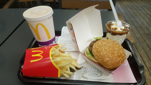 McDonald's Kartal Çarşı Yeme-içme görseli