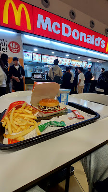 Kule Site AVM McDonald's En son görseli