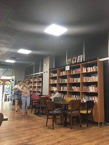 Maltepe Belediyesi Küçükyalı Sosyal Tesisleri / Sevgi Kitap Kafe Ortam görseli