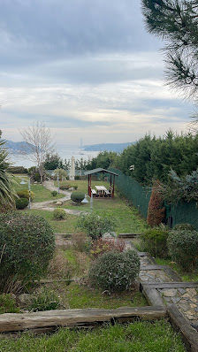 İBB Sarıyer Kütüphanesi