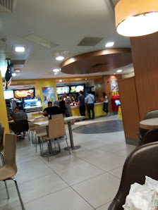McDonald's Libadiye Ortam görseli