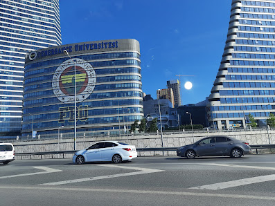 Fenerbahçe Üniversitesi Tümü görseli