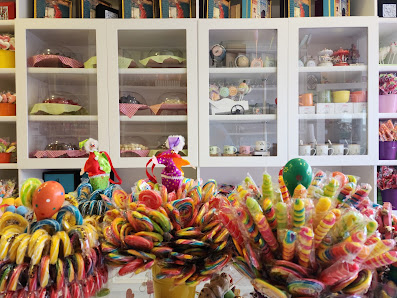 Büyükada Şekercisi Candy Island Cafe Patisserie Şeker görseli