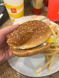 McDonald's Şişli Meydan Yeme-içme görseli