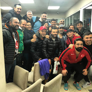 Atakan KURT Üstü Kapalı Halı Saha Tesisleri Sahibinin seçtikleri görseli