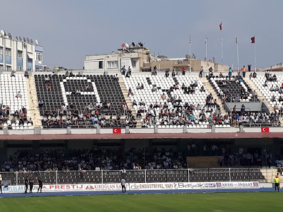 Adnan Menderes Stadyumu Kitle görseli