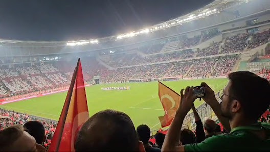 Bursa Büyükşehir Belediye Stadyumu Videolar görseli