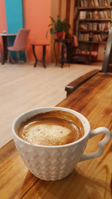 Cervantes Kitap Cafe Cortado görseli