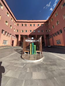 Erciyes Üniversitesi Kadir Has Merkez Kütüphanesi (Kütüphane ve Dökümantasyon Daire Başkanlığı) Street View ve 360° görseli