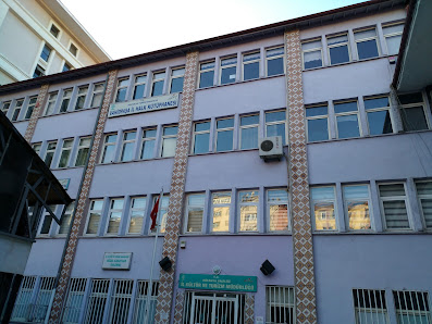 Kütahya İl Halk Kütüphanesi