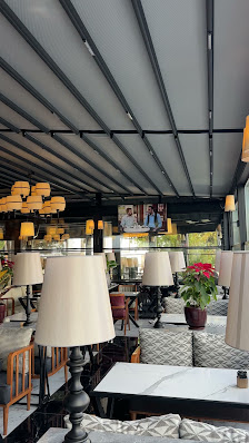 Summit Lounge Cafe & Restaurant Ortam görseli