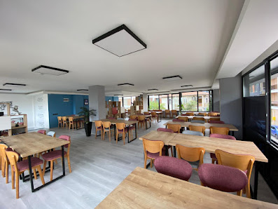CİNGÖZ KÜTÜPHANE KAFE Sahibinin seçtikleri görseli