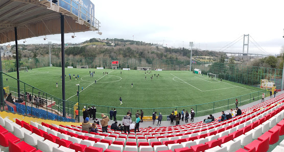 Beylerbeyi 75. Yıl Stadyumu