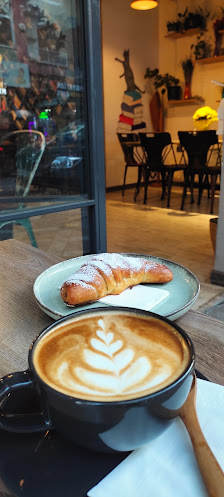 Patika Kafe Kapuçino görseli