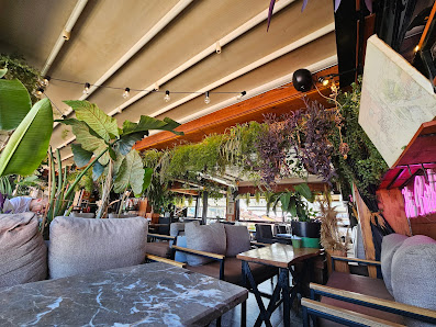 Çatı Cafe Ortam görseli