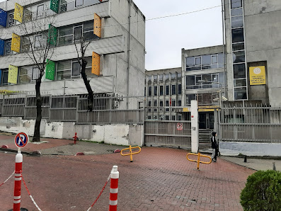 Bayrampaşa Mesleki Ve Teknik Anadolu Lisesi Tümü görseli