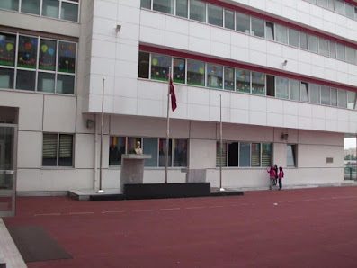 ŞEHİT HALİL İBRAHİM YILDIRIM ANADOLU İMAM HATİP LİSESİ Bina görseli