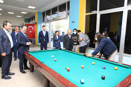 Bayrampaşa Koleji Sahibinin seçtikleri görseli