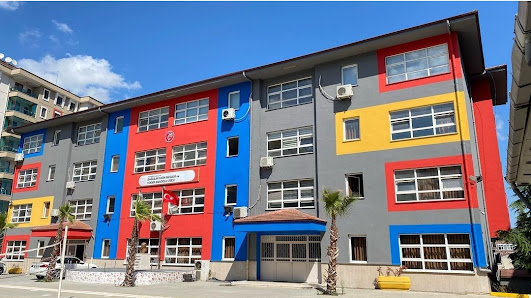 Bağcılar Fatih Kız Mesleki ve Teknik Anadolu Lisesi