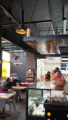 BOSS Cafe & Bistro Ortam görseli