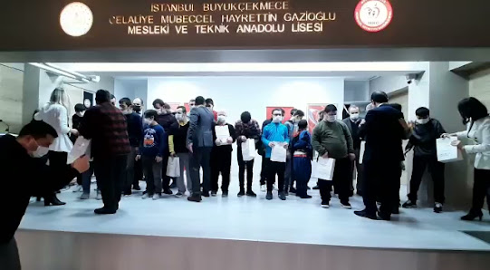 Büyükçekmece Celaliye Mübeccel Hayrettin Gazioğlu Mesleki ve Teknik Anadolu Lisesi Tümü görseli