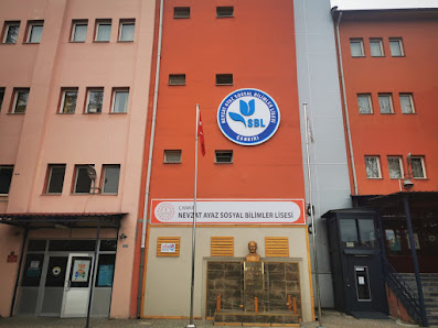 Nevzat Ayaz Sosyal Bilimler Lisesi Tümü görseli