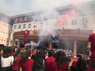 Toki Köprülü Anadolu Lisesi Bina görseli