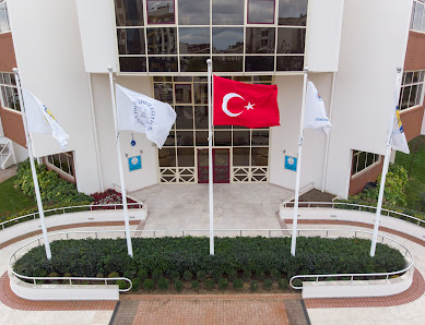 Saint-Joseph Lisesi Eğitim Vakfı Özel Küçük Prens İlkokulu Sahibinin seçtikleri görseli