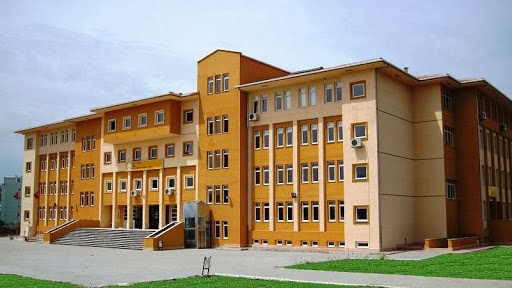 Atakent Borsa İstanbul Mesleki ve Teknik Anadolu Lisesi Bina görseli
