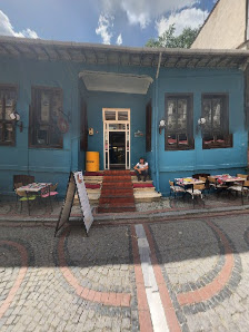 Kahverengi Cafe&Bar&Bistro Street View ve 360° görseli