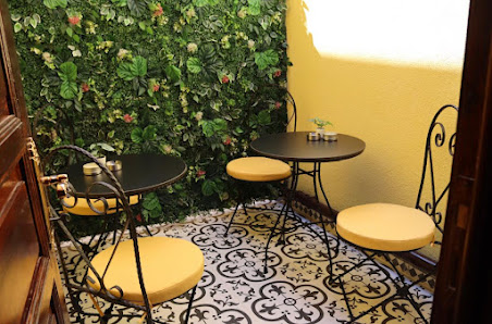 Coffee Bee Bakery Lab Ortam görseli