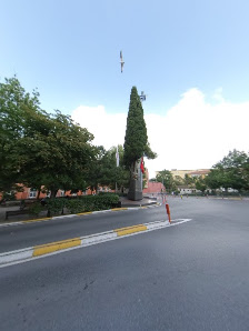 İÜ Çapa Tıp Fakültesi Acil Cerrahi Street View ve 360° görseli