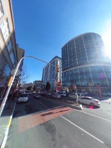 İstinye Üniversite Hastanesi Medical Park Gaziosmanpaşa Street View ve 360° görseli