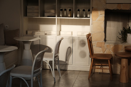 Germia Coffee Roastery Ortam görseli