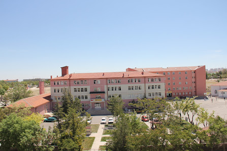 Karaman Anadolu İmam Hatip Lisesi (Fen ve Sosyal Bilimler Proje Okulu) Bina görseli