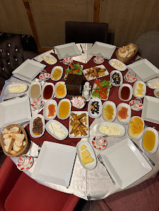 Kale Cafe Restoran İsveç masası görseli