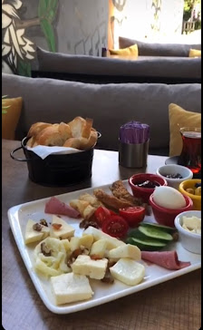 Cafe Babil Sahibinin seçtikleri görseli