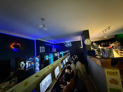 Kartal Liman İnternet Kafe İç görseli