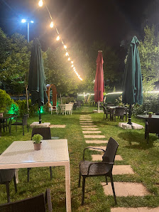 Kuzine Cafe & Restaurant