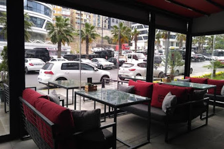 Red Lounge Tümü görseli