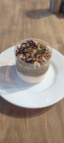 Beylerbeyi Profiterol Kağıthane Kek görseli