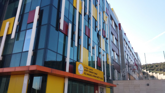 İstanbul - Maltepe Şehit Osman Yılmaz Kız Anadolu İmam Hatip Lisesi Tümü görseli