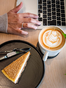 HelloWork Coffee + Workspace Yeme-içme görseli