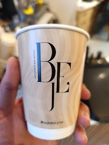 Bej Coffee & Bakery Yeme-içme görseli