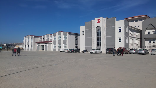 Sakarya Ticaret ve Sanayi Odası Motorlu Araçlar Teknolojisi Mesleki ve Teknik Anadolu Lisesi Tümü görseli